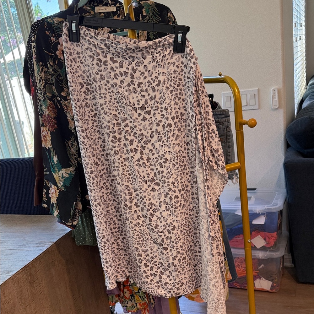 URBAN Romantics Asymmetrical Leopard Print Skirt